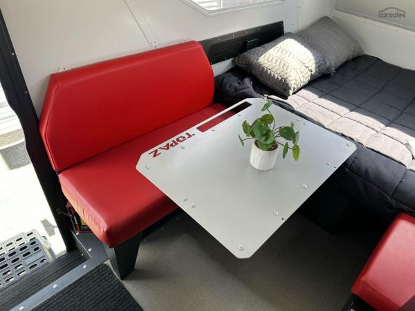 2011 Track Topaz Canning Redi image