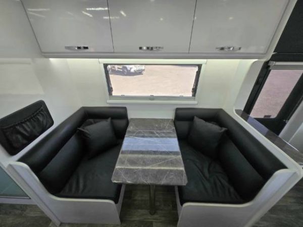 2024 Snowy River Src20 My24 Caravan CAFE SEATING image