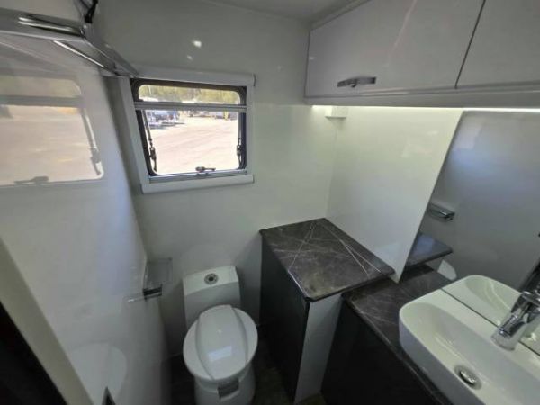 2024 Snowy River Src20 My24 Caravan CAFE SEATING image