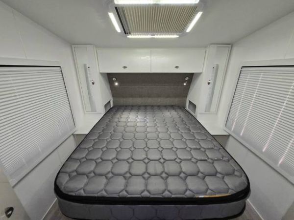 2023 River Caravans Diamantina Caravan SIDE CLUB LOUNGE image