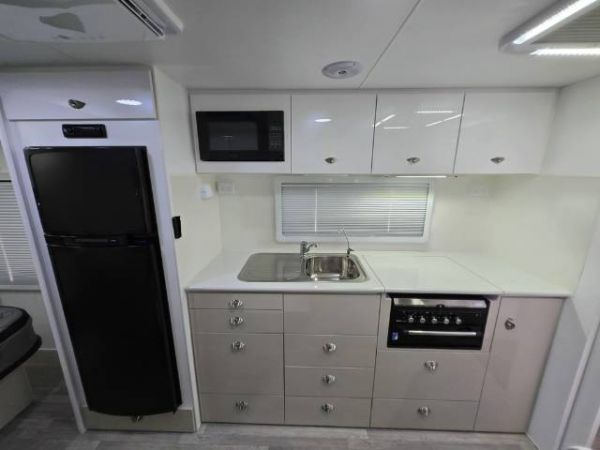 2023 River Caravans Diamantina Caravan SIDE CLUB LOUNGE image