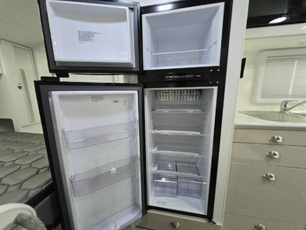 2023 River Caravans Diamantina Caravan SIDE CLUB LOUNGE image