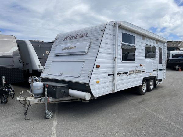 2006 Windsor RV Genesis Caravan image