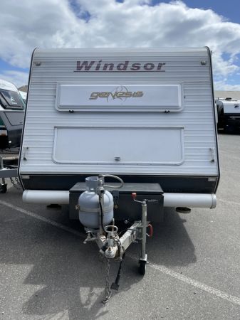 2006 Windsor RV Genesis Caravan image