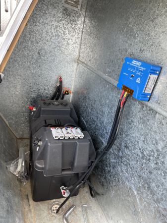 2006 Windsor RV Genesis Caravan image