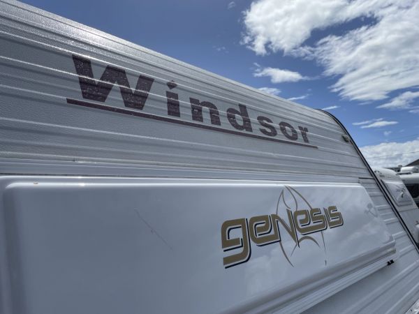 2006 Windsor RV Genesis Caravan image