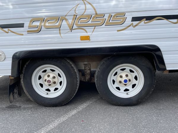 2006 Windsor RV Genesis Caravan image