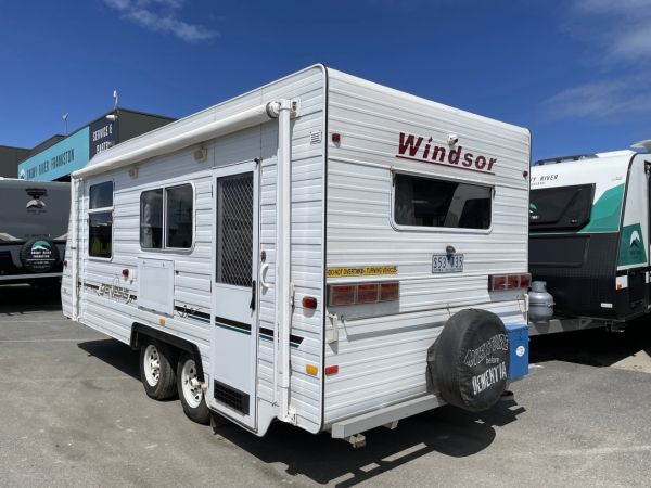 2006 Windsor RV Genesis Caravan image