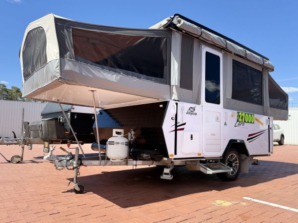 2022 Jayco LARK Expander image