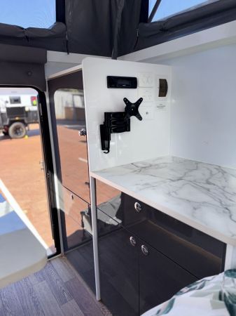 2024 MDC Forte 9+ Hybrid Pop Top image