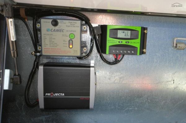 2016 OPAL Southern Explorer Series 186 Carava image