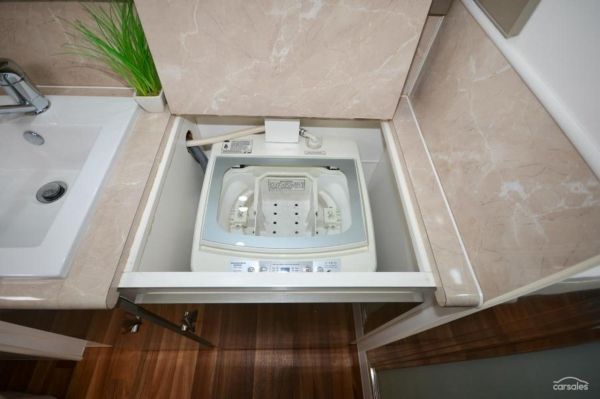 2016 OPAL Southern Explorer Series 186 Carava image