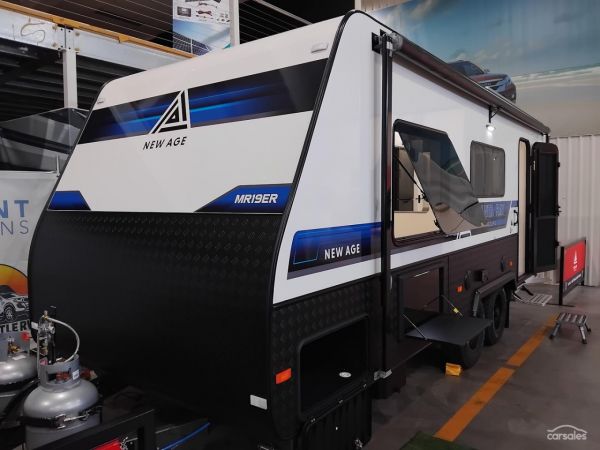 2025 New Age Caravans Manta Ray 19ft Escape MY25.5 full ensuite full composite image