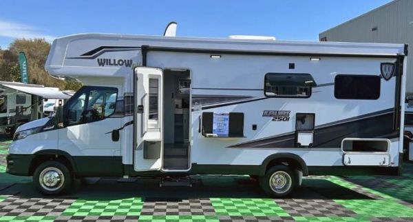 Willow RV Kauri Motorhome 2501 image