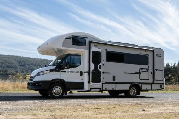 2025 Avida Esperance Lx C7854Sl Motorhome IVECO DAILY 50-180 image