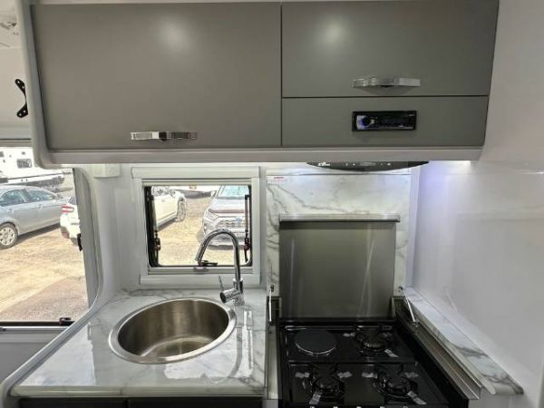 2025 Snowy River Src17 Bonus $3000 Accessories Caravan L SHAPE SEATING image