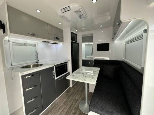 2025 Snowy River Src17 Bonus $3000 Accessories Caravan L SHAPE SEATING image