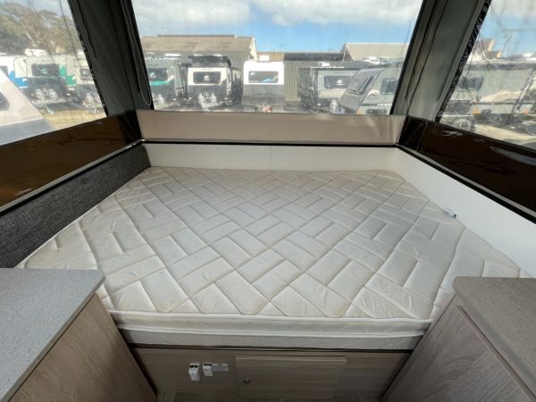 2022 Jayco Penguin Outback Camper Trailer image