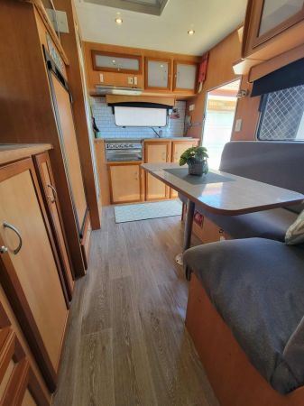 2010 Windsor GC587s Semi Off Road Caravan image