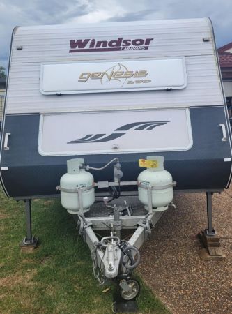 2010 Windsor GC587s Semi Off Road Caravan image