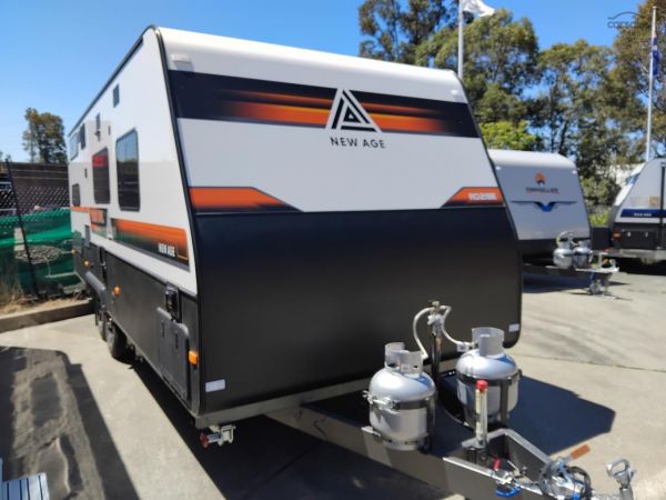 2025 New Age Caravans Road Owl Escape 21ft Bunk Ensuite RO21BE FULL COMPOSITE image