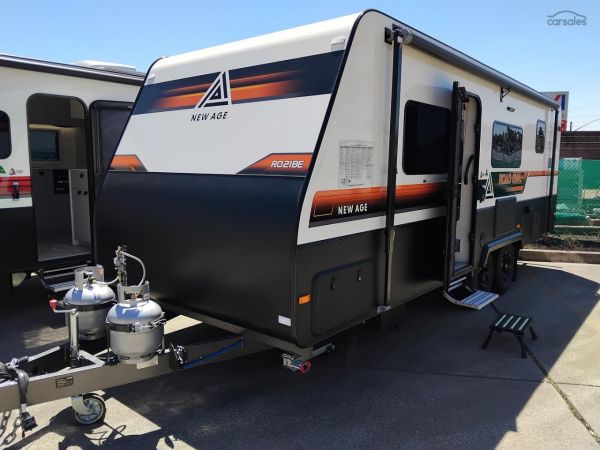 2025 New Age Caravans Road Owl Escape 21ft Bunk Ensuite RO21BE FULL COMPOSITE image