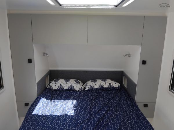 2025 New Age Caravans Road Owl Escape 21ft Bunk Ensuite RO21BE FULL COMPOSITE image