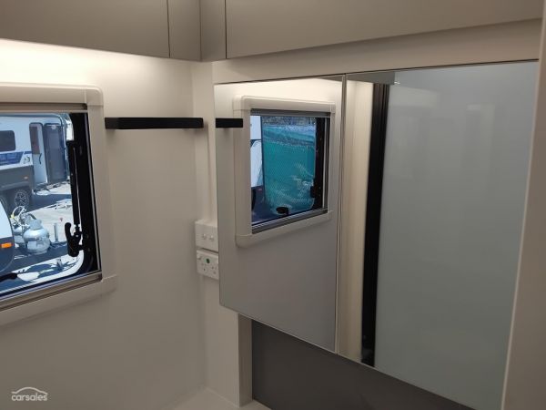 2025 New Age Caravans Road Owl Escape 21ft Bunk Ensuite RO21BE FULL COMPOSITE image