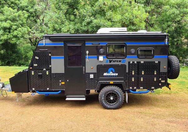 Viper 13 Hybrid Caravan image
