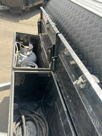 2019 New Age Caravans Manta Ray Caravan 16ES2 ENDURO image