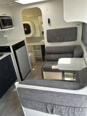 2019 New Age Caravans Manta Ray Caravan 16ES2 ENDURO image