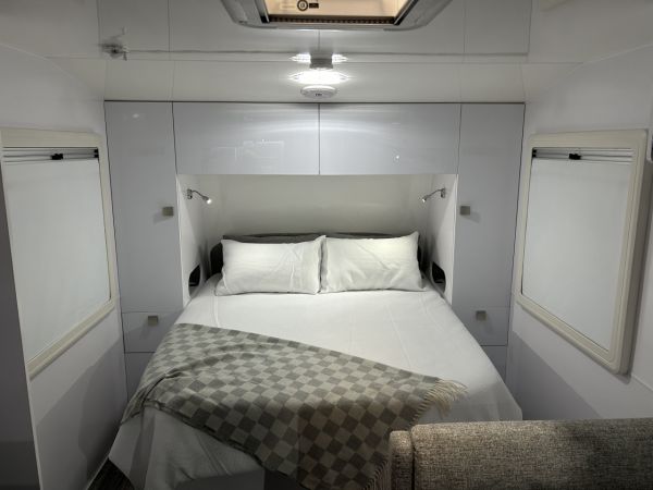 2020 Millard M-Flow Caravan image