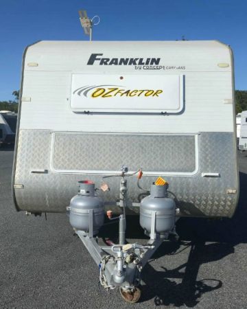 2012 Franklin Ozfactor Caravan 19' FULL ENSUITE image