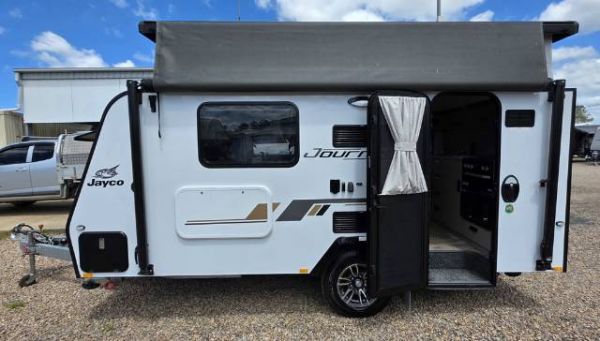 2024 Jayco Journey Pop Top NO ENSUITE image
