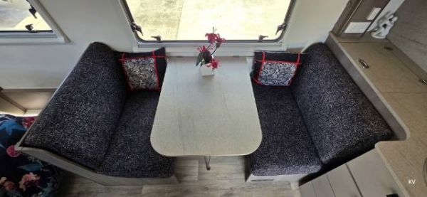 2024 Jayco Journey Pop Top NO ENSUITE image