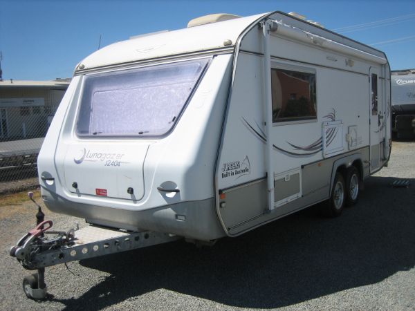 2010 JURGENS LUNAGAZER Caravan image