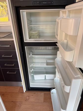 2012 New Age Big Red Caravan image