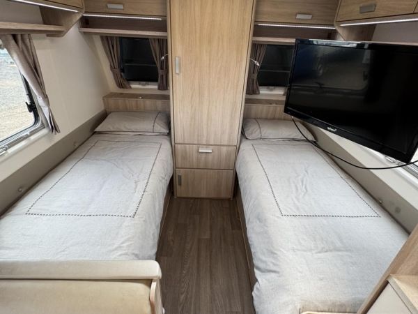 2017 Jayco Star Craft Caravan image