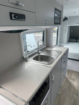 2025 Snowy River Srt19 Caravan SRT-19 image