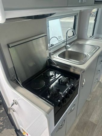 2025 Snowy River Srt19 Caravan SRT-19 image