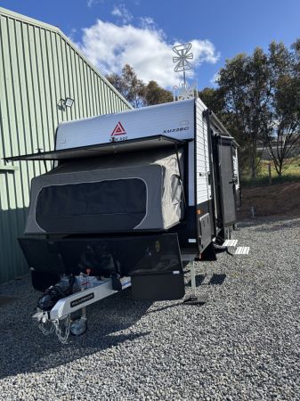 2020 New Age Xtreme Utility XU22BC Toy Hauler image