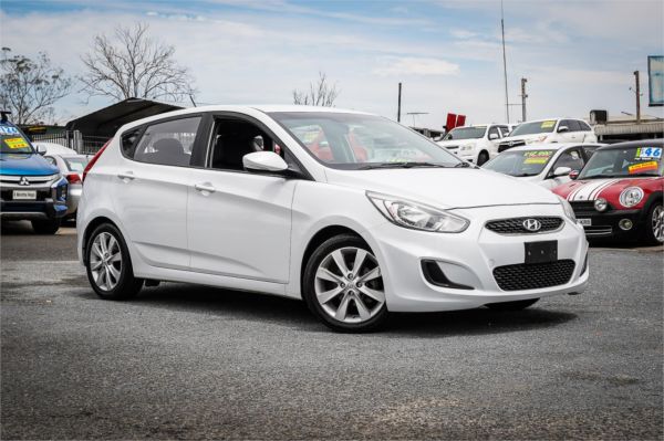 2018 Hyundai Accent Hatchback RB6 MY19 Sport image