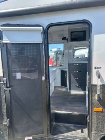 2025 Snowy River Srt22F - 3 Bunk Caravan SRT-22F image