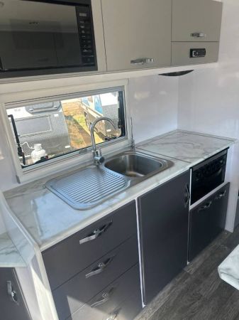 2025 Snowy River Srt22F - 3 Bunk Caravan SRT-22F image