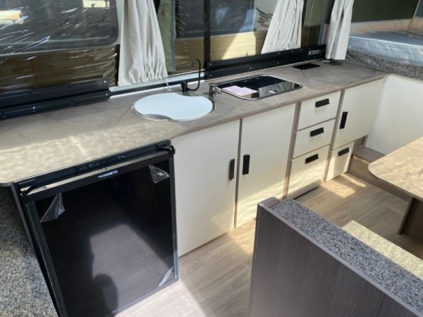 2025 Jayco Lark Camper Trailer OB.CP-MY25 image