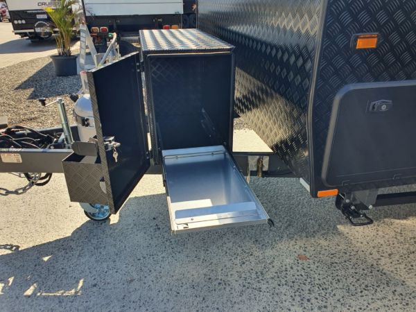 2025 Design RV Crx Off Road Caravan V1.1 - 18'8 image