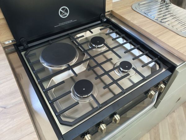 2025 Design RV Crx Off Road Caravan V1.1 - 18'8 image