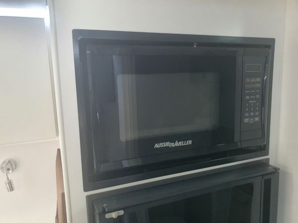 2025 Design RV Forerunner Caravan V2.1 - 19' image