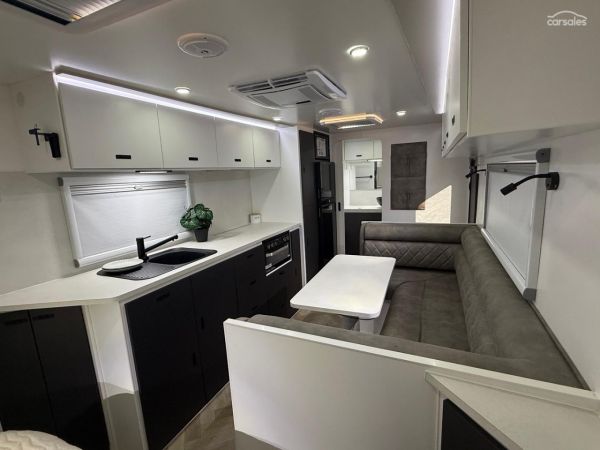 2025 Design RV CRX V7 216R image