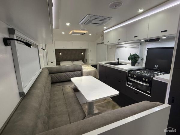 2025 Design RV CRX V7 216R image